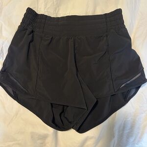 Hotty Hot High-Rise Lined Short 2.5